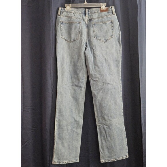 Lands End Women's Size 12 Classic High Rise Boot Leg Light Wash Denim Jeans New - Picture 2 of 11